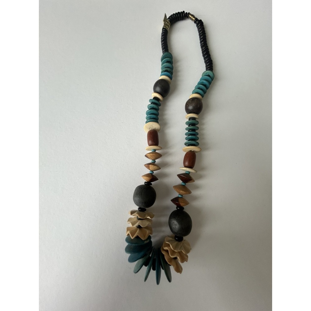 Vtg Chunky Necklaces One Mixed Metal 3 Strand And A Wood Piece Made Philippines - Picture 14 of 16